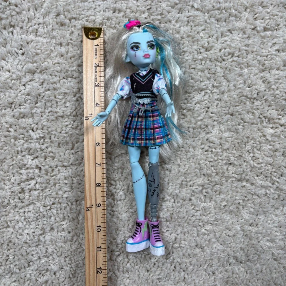 Monster High Frankie Stein Doll Blue‎ White Hair Plaid Skirt Shoes